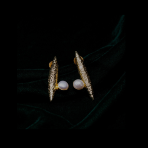 Pretty Pearl Earrings